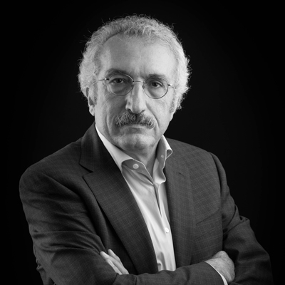 عباس میلانی